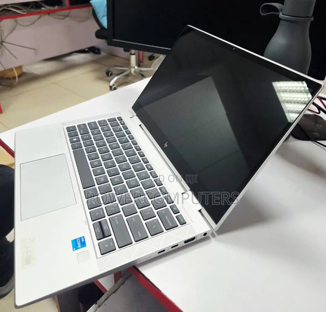 Laptop HP EliteBook 830 G8 16GB Intel Core i5 SSD 256GB