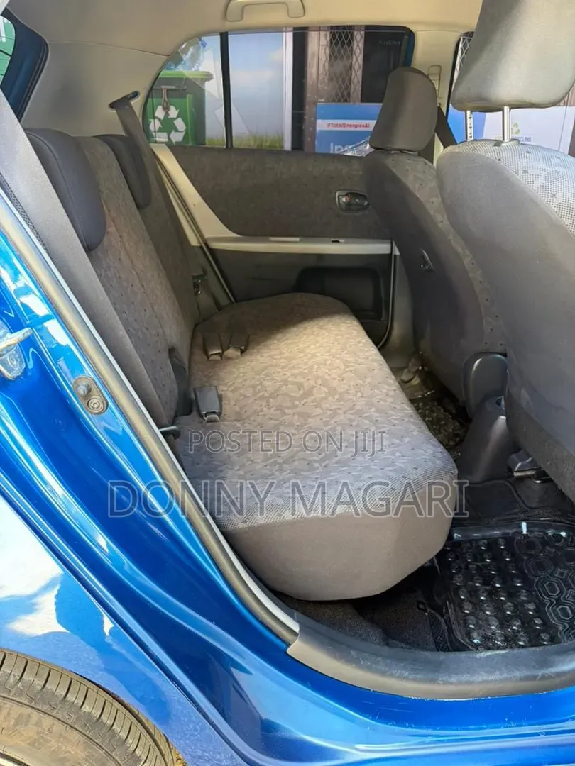 Toyota Vitz 2009 Blue