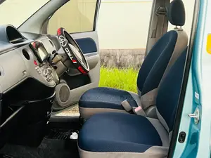 Toyota Sienta 2006 Blue