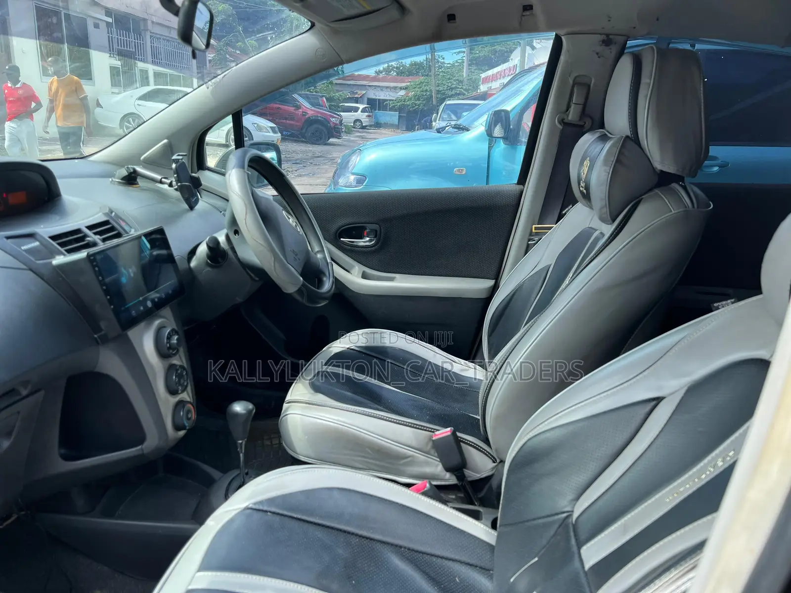 Toyota Vitz 2006 Black