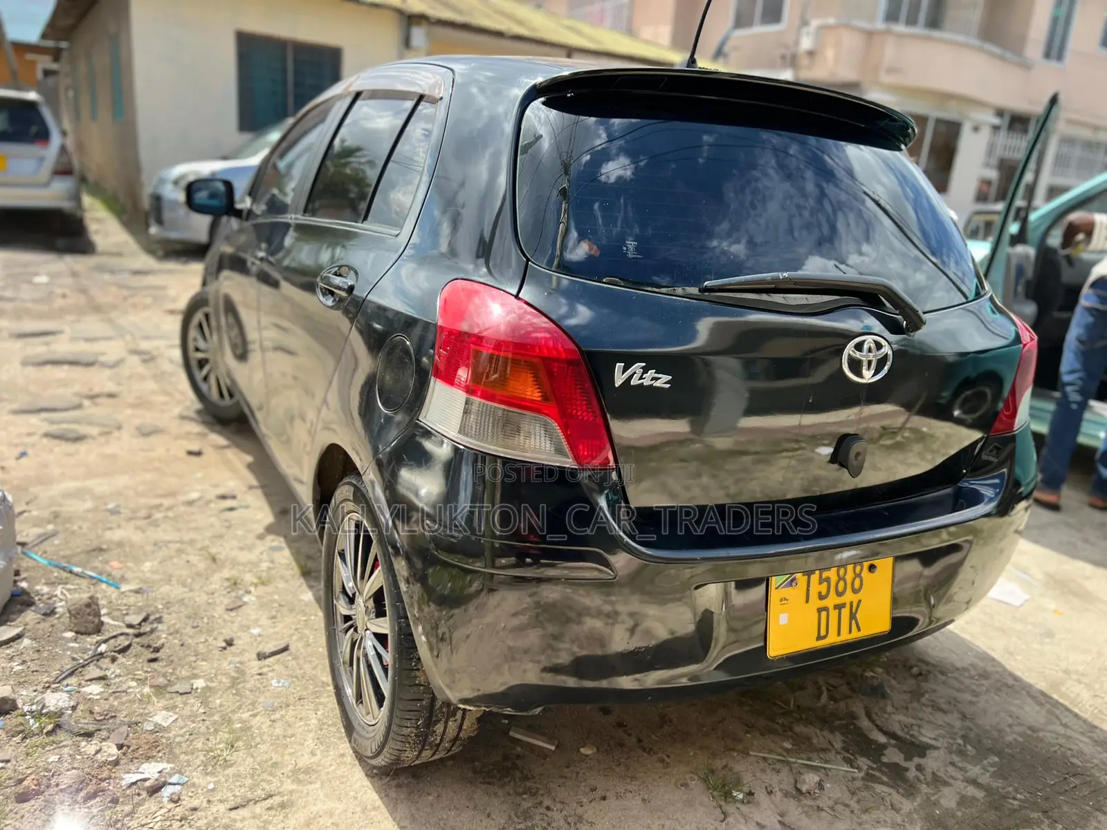 Toyota Vitz 2006 Black