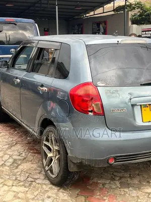 Mazda Verisa 2007 Blue