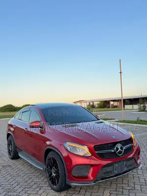 Mercedes-Benz GLE-Class 2018 Red