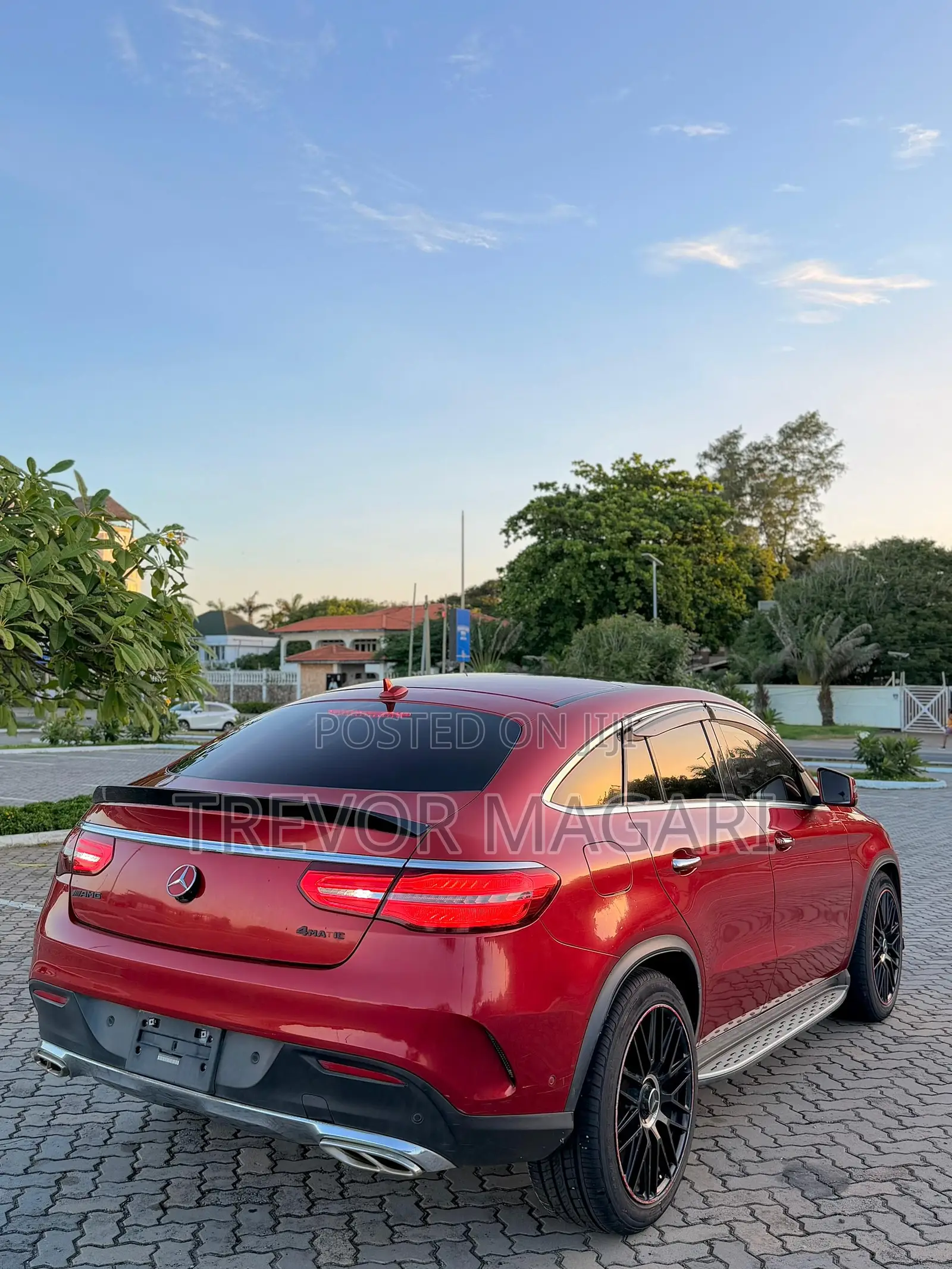 Mercedes-Benz GLE-Class 2018 Red