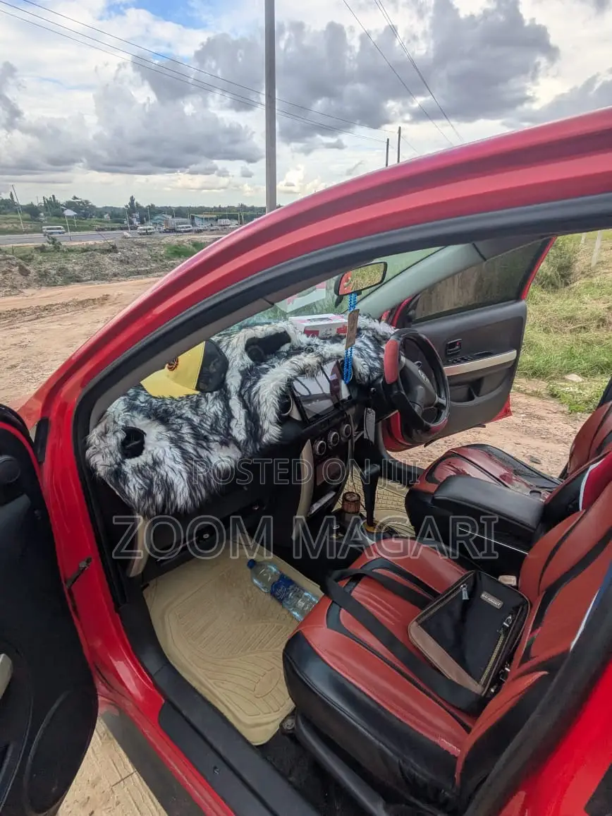 Toyota IST 2003 Red