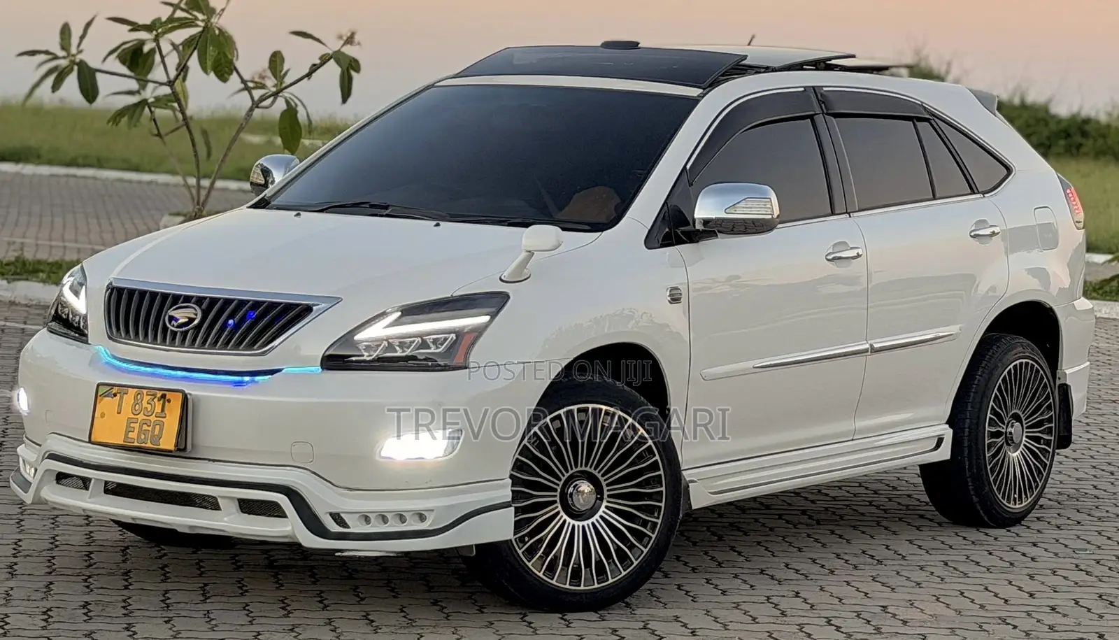 Toyota Harrier 2007 White