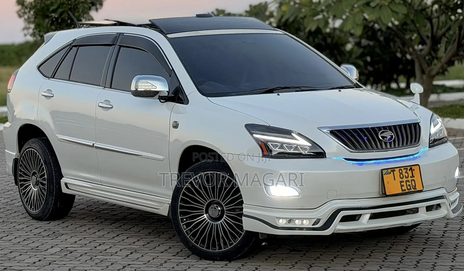 Toyota Harrier 2007 White