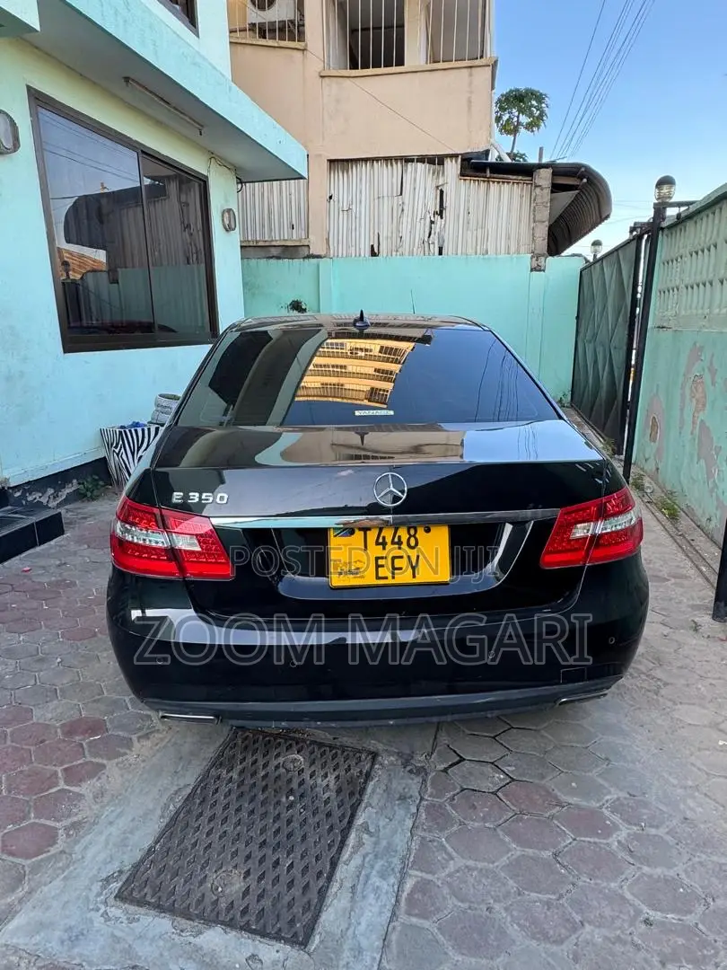 Mercedes-Benz E250 2011 Black