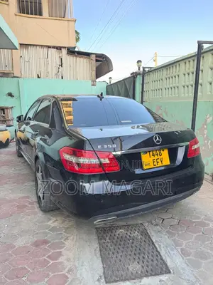 Mercedes-Benz E250 2011 Black