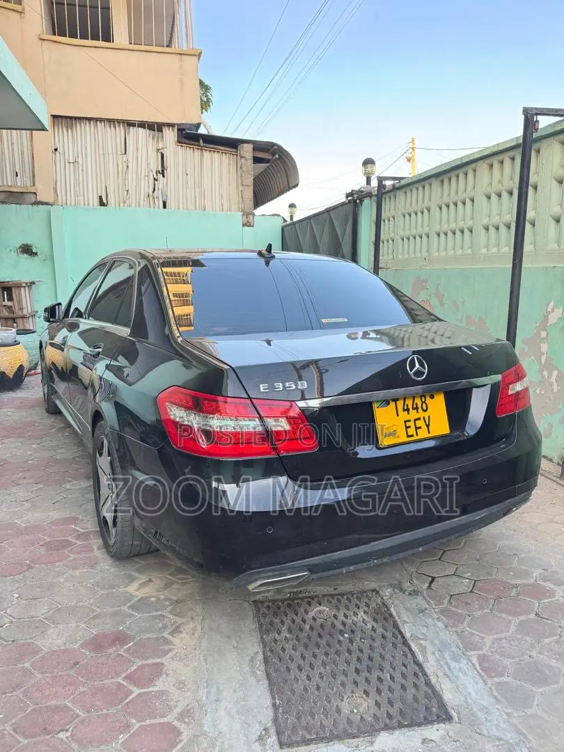 Mercedes-Benz E250 2011 Black