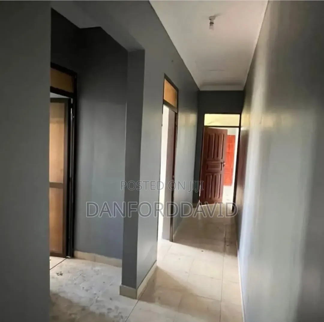 3bdrm House in Kahwa Real Estate, Bunju for sale