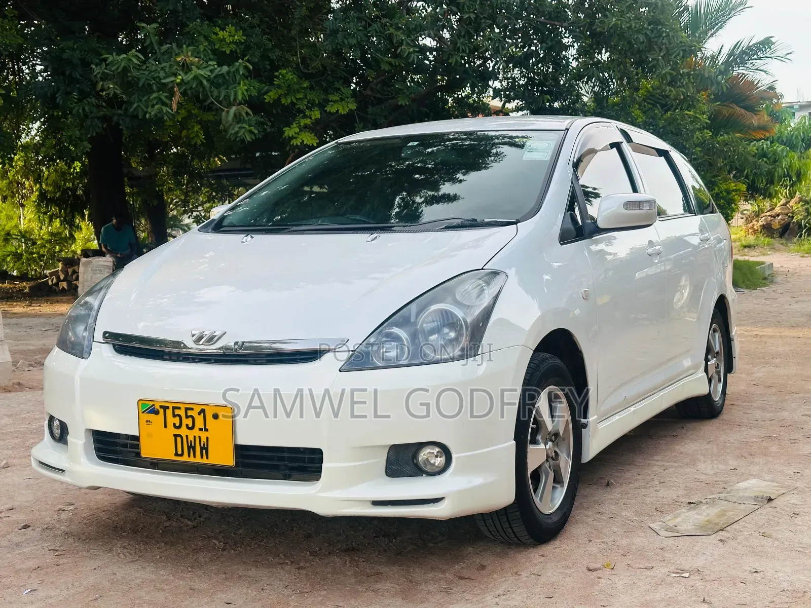 Toyota Wish 2004 White