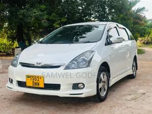 Toyota Wish 2004 White