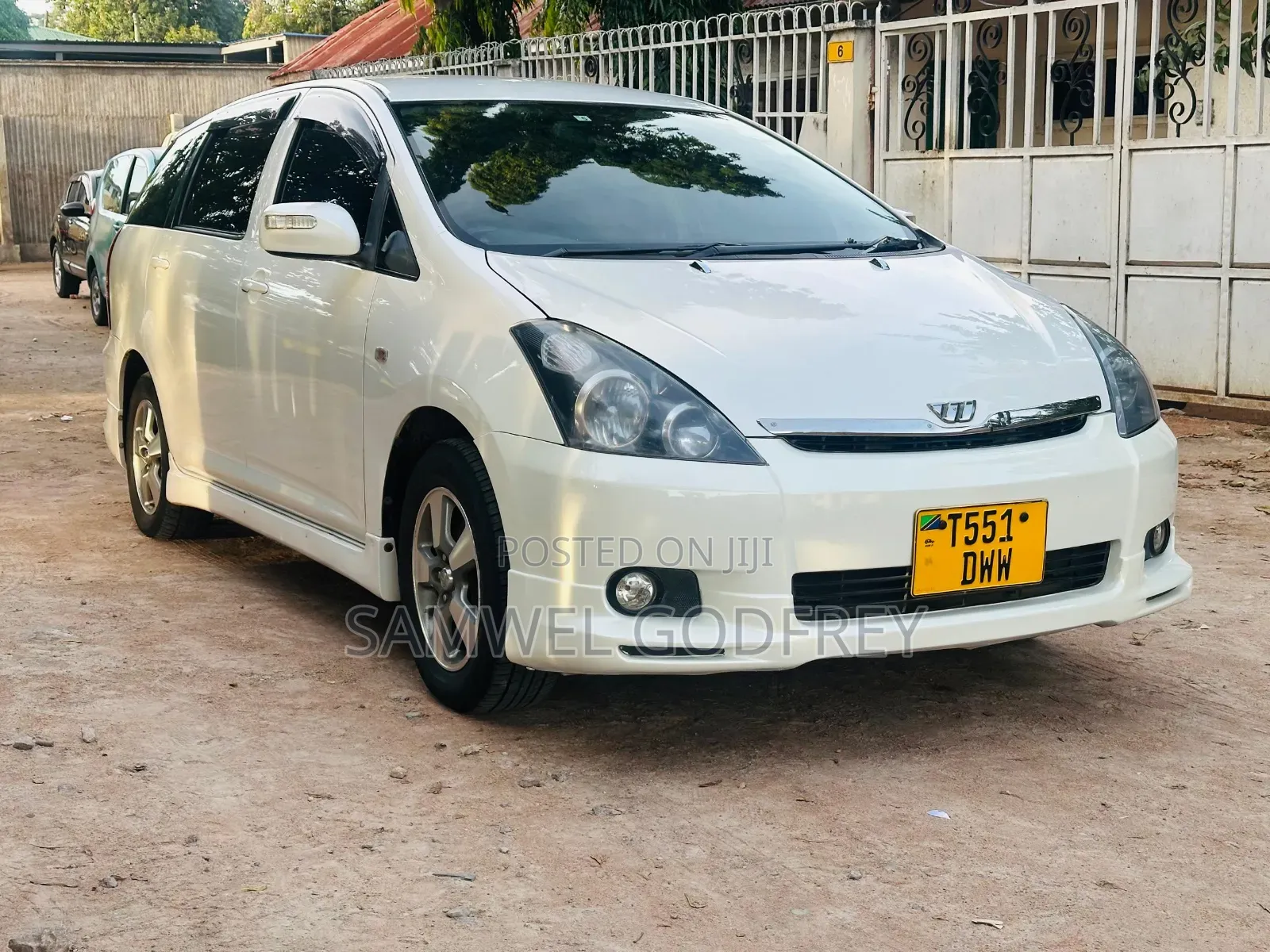 Toyota Wish 2004 White
