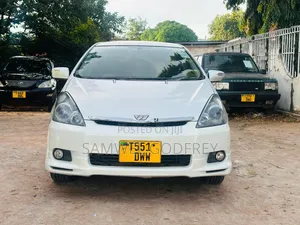 Toyota Wish 2004 White