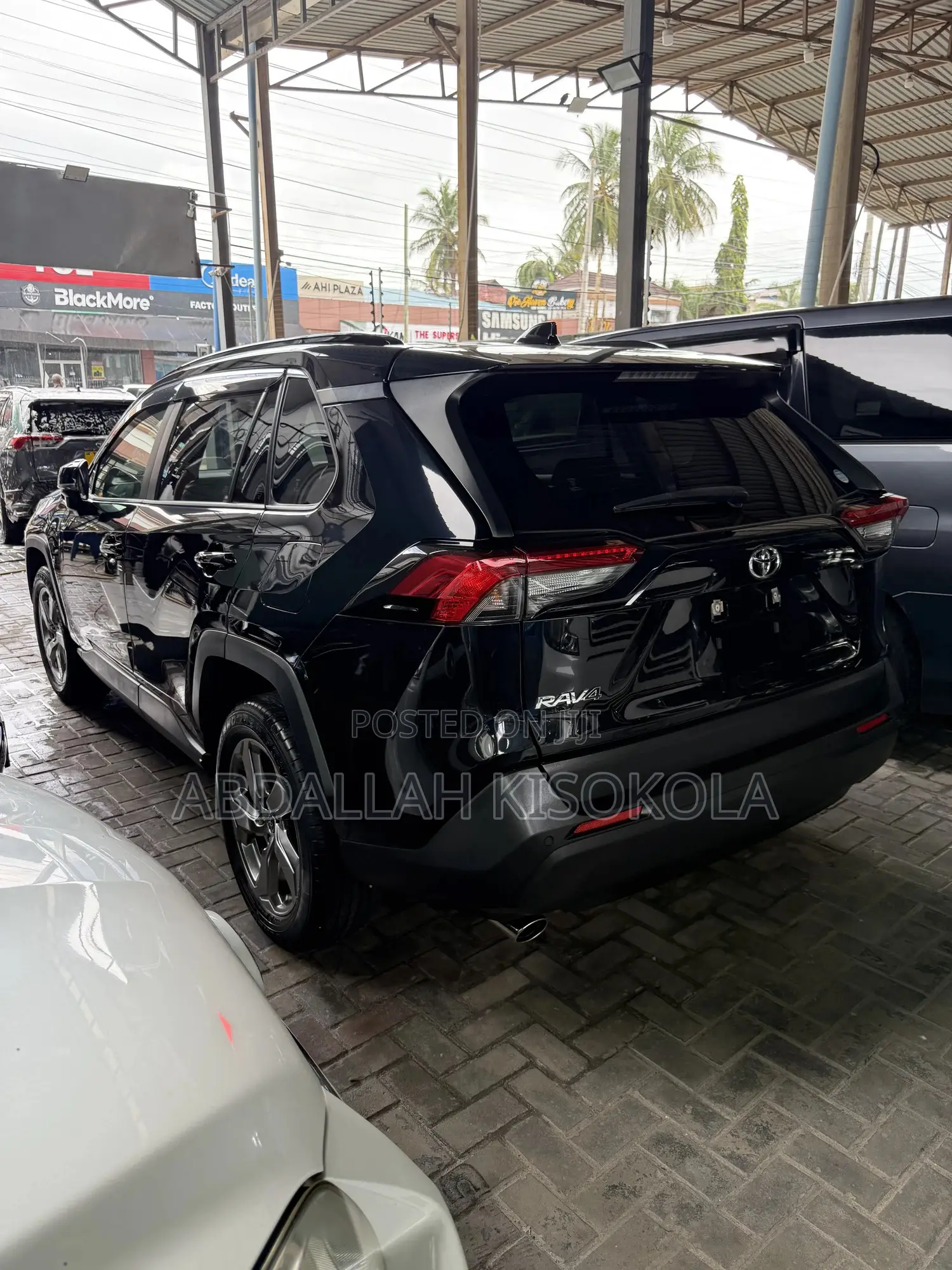 Toyota RAV4 2021 Black