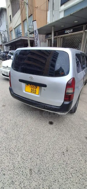 Toyota Probox 2003 Silver