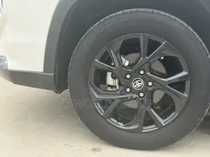 Toyota Urban Cruiser 2025 White