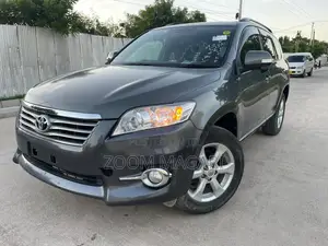 Toyota Vanguard 2012 Gray