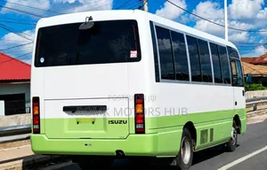 Nissan Civilian 2002