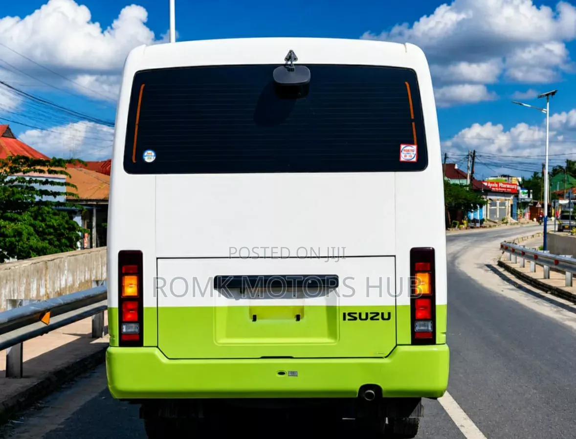 Nissan Civilian 2002