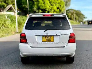 Toyota Kluger 2005 White