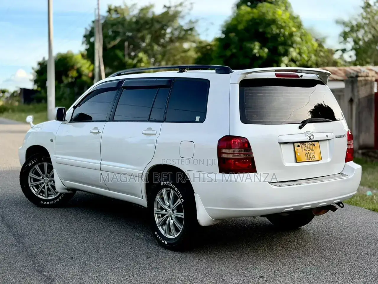 Toyota Kluger 2005 White