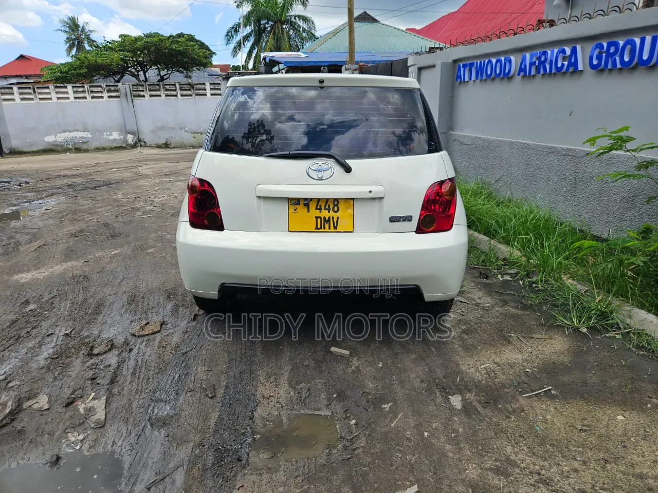 Toyota IST 2007 White