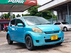 Toyota Passo 2011 Blue