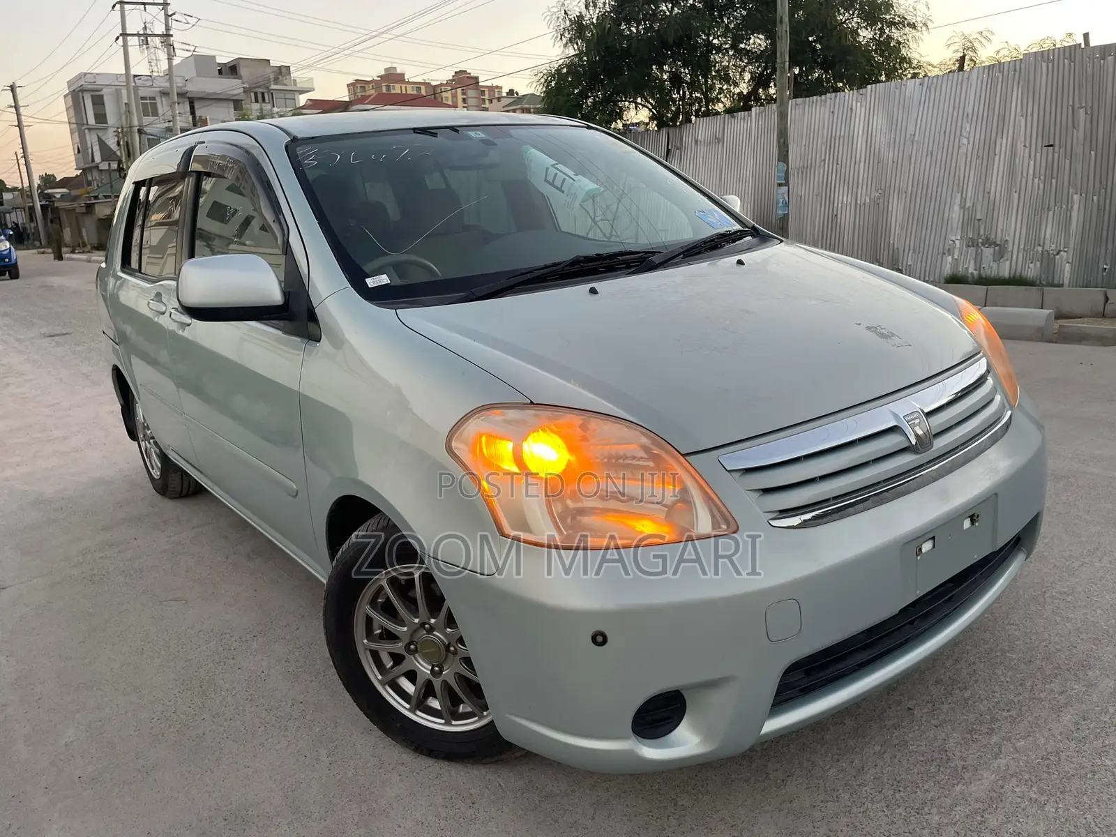 Toyota Raum 2008 Green