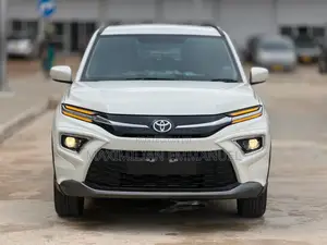 Toyota Urban Cruiser 2025 White
