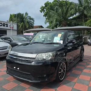 Toyota Corolla Rumion 2011 Matt Black