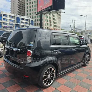 Toyota Corolla Rumion 2011 Matt Black