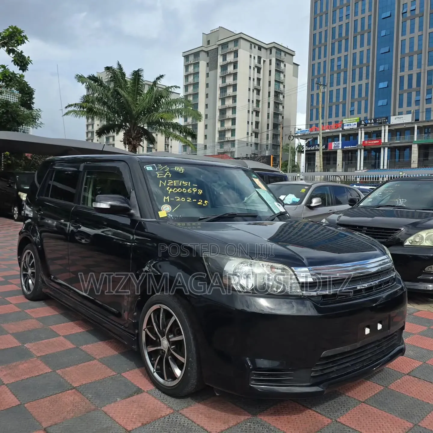 Toyota Corolla Rumion 2011 Matt Black
