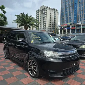 Toyota Corolla Rumion 2011 Matt Black