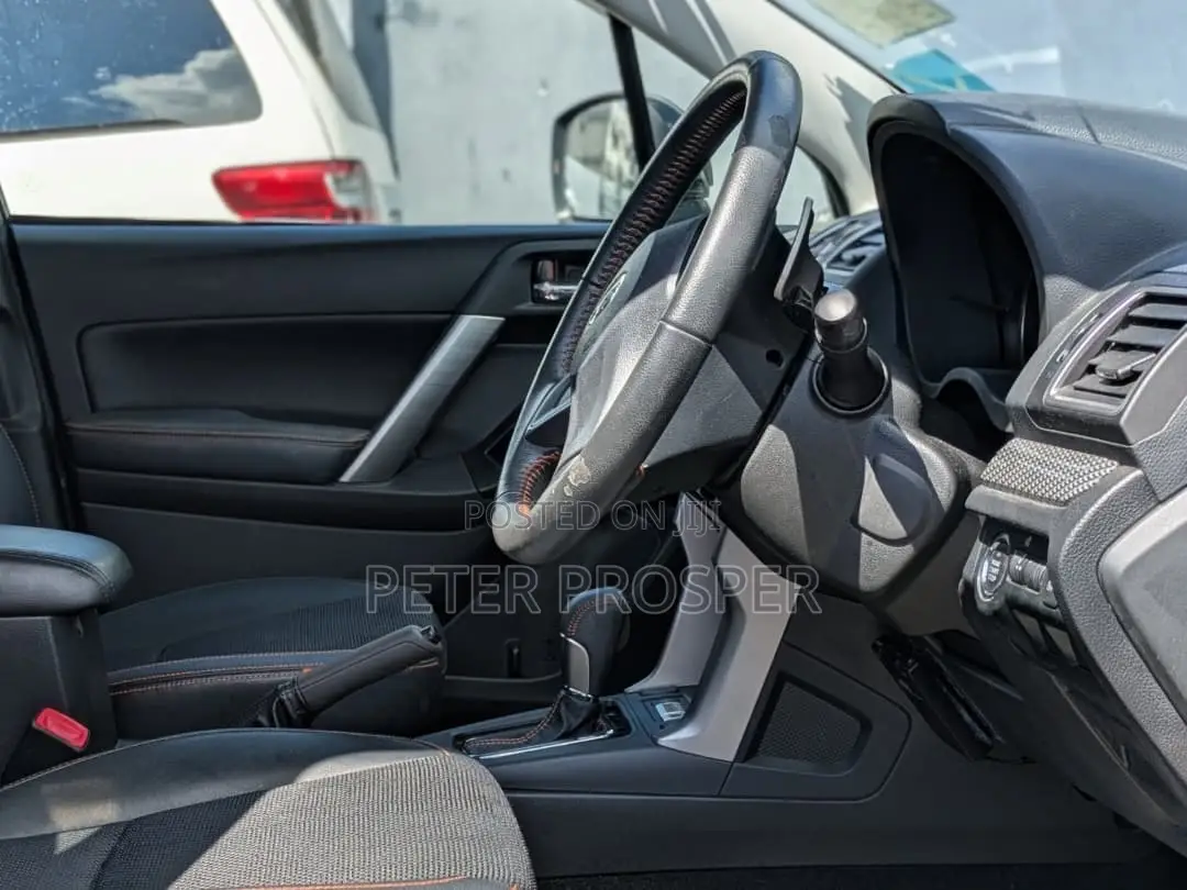 Subaru Forester 2015 Black