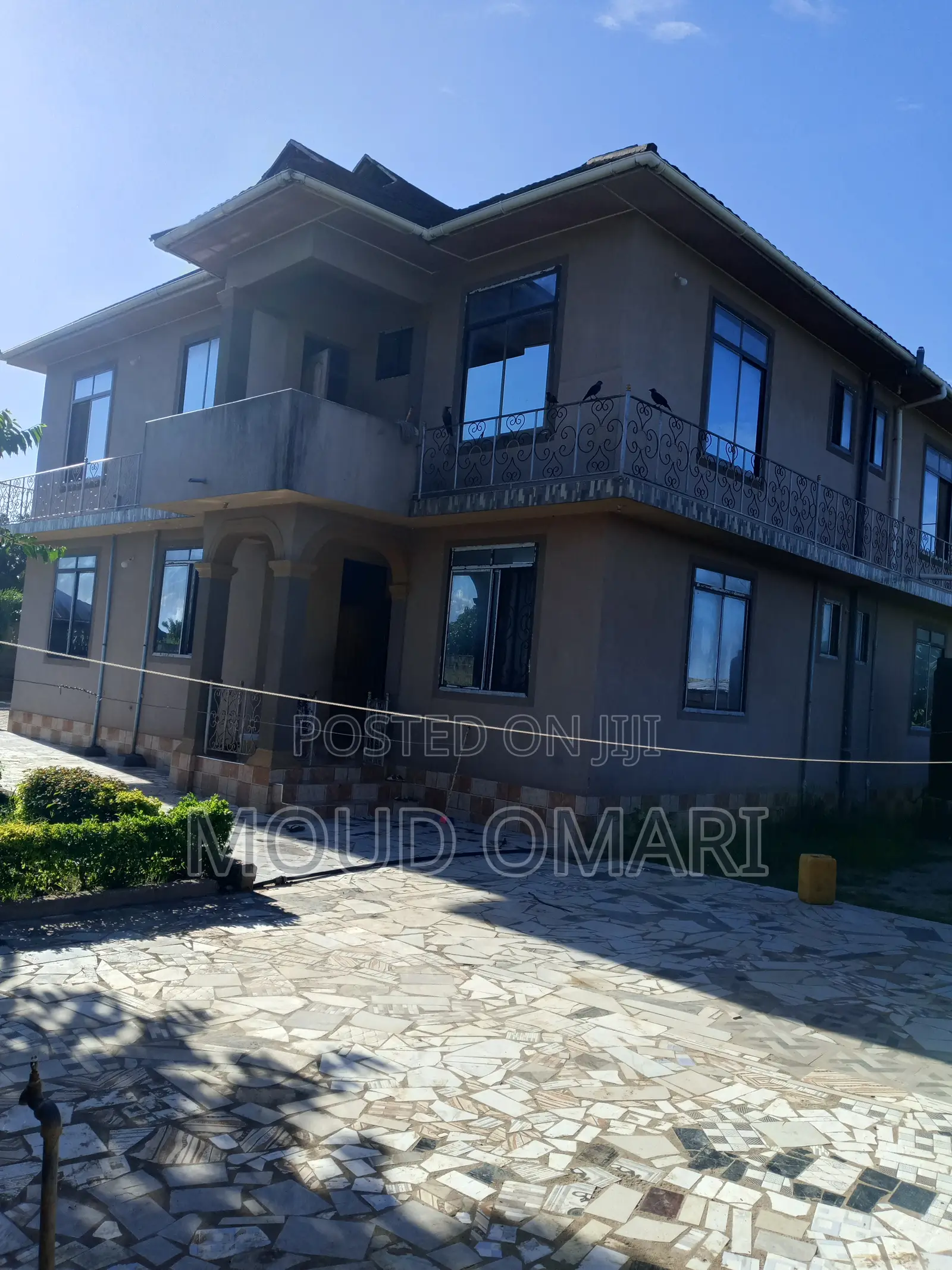 Furnished 6bdrm House in Tangasisi for sale