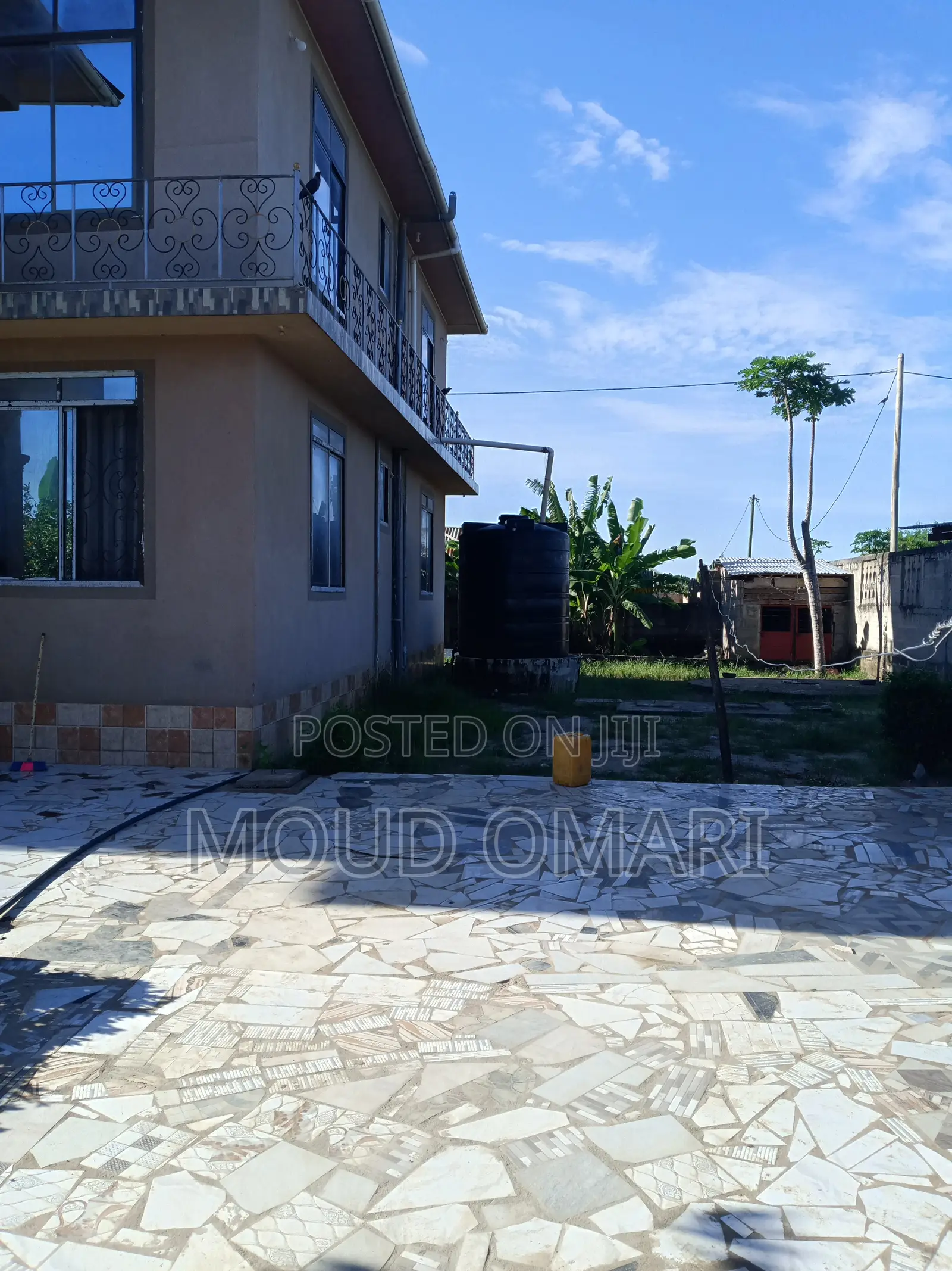 Furnished 6bdrm House in Tangasisi for sale