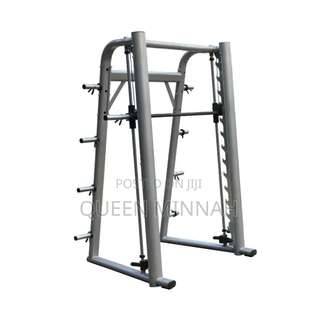 Commercial-Grade Smith Machine
