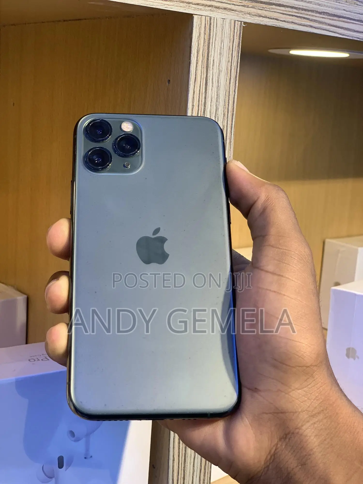 Apple iPhone 11 Pro 64 GB Green