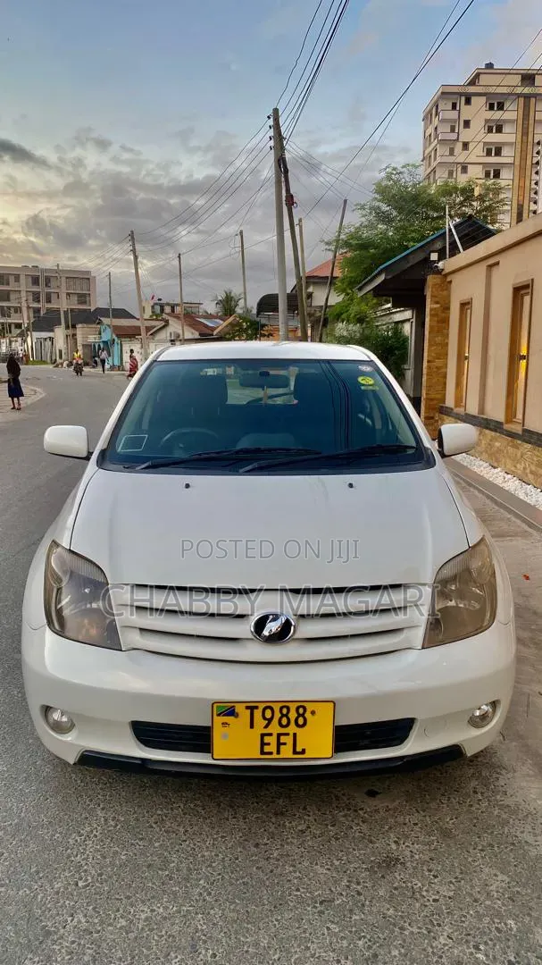 Toyota IST 2005 Pearl