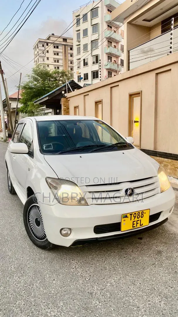 Toyota IST 2005 Pearl