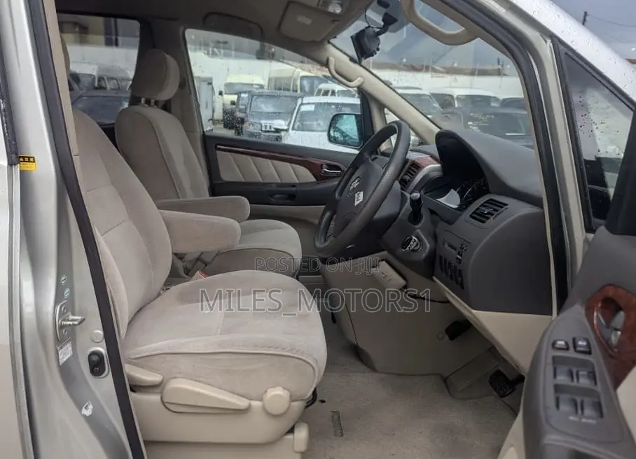 Toyota Alphard 2003 Silver