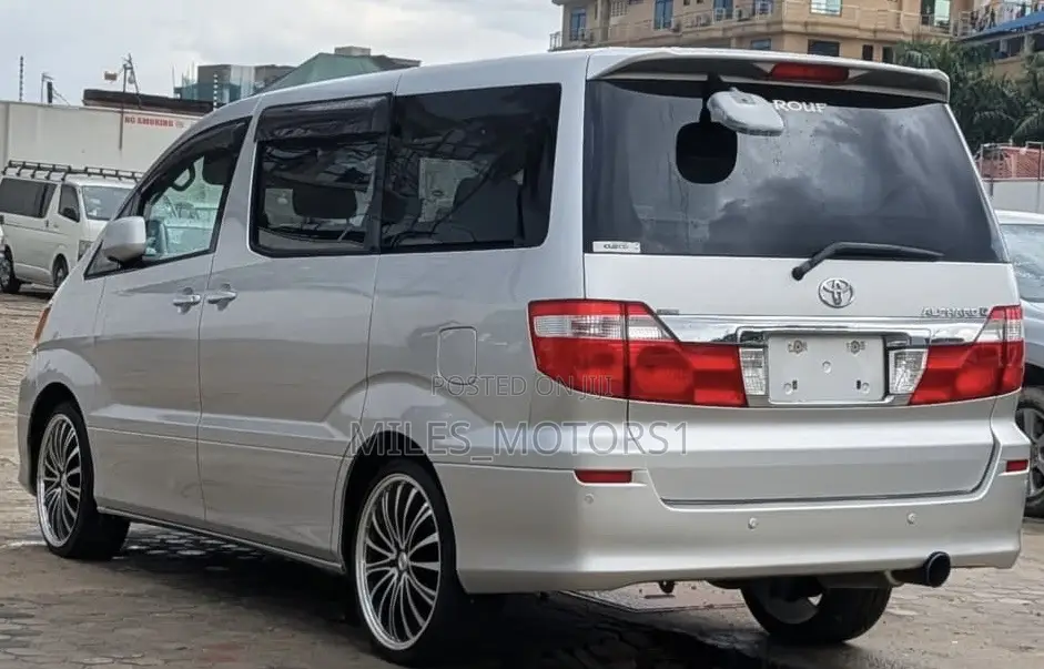 Toyota Alphard 2003 Silver
