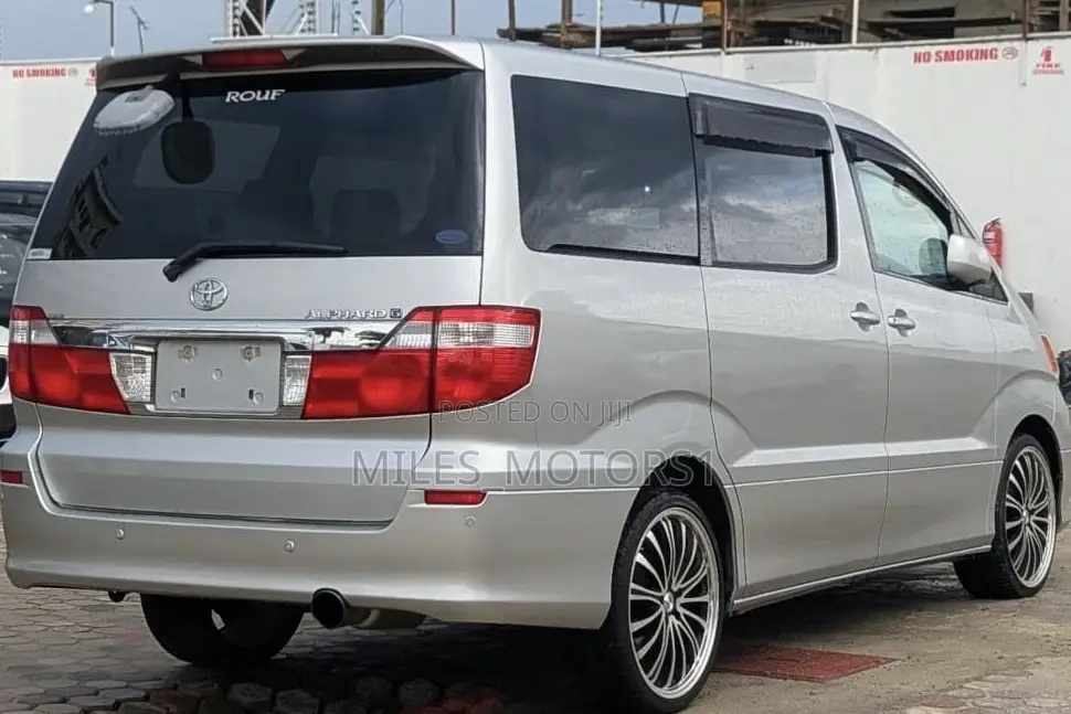 Toyota Alphard 2003 Silver