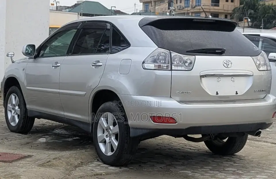 Toyota Harrier 2006 Silver