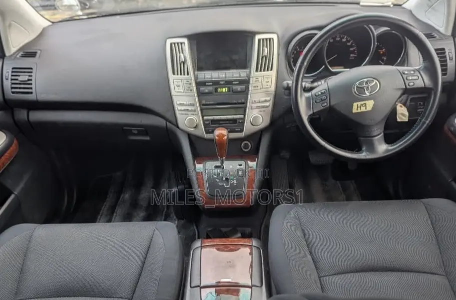Toyota Harrier 2006 Silver