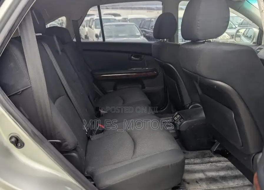 Toyota Harrier 2006 Silver
