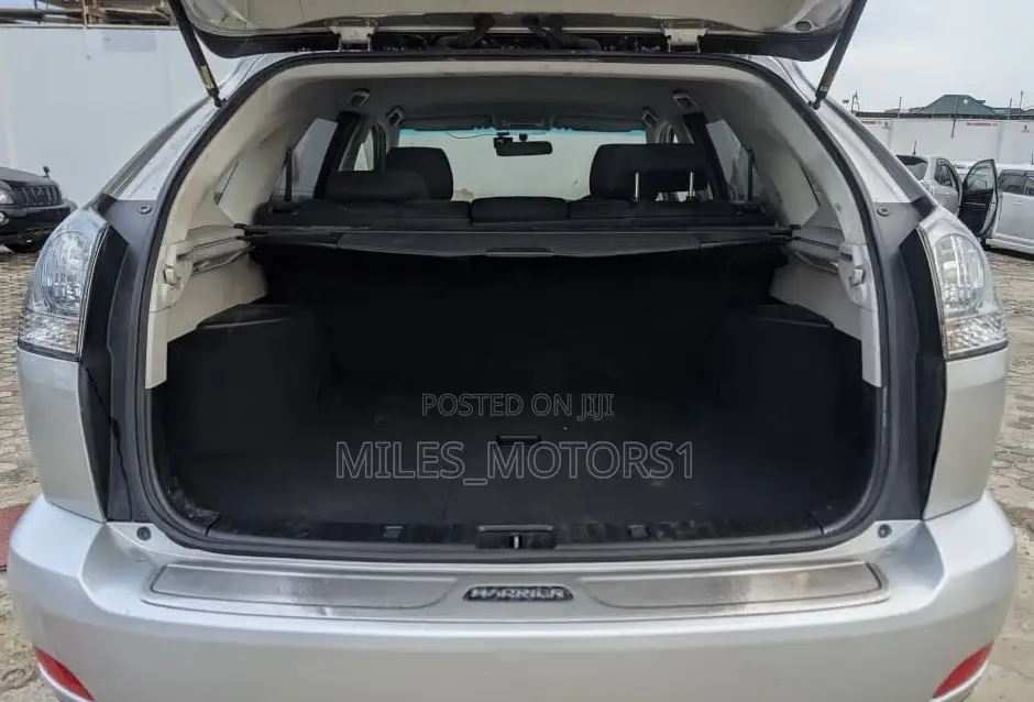 Toyota Harrier 2006 Silver