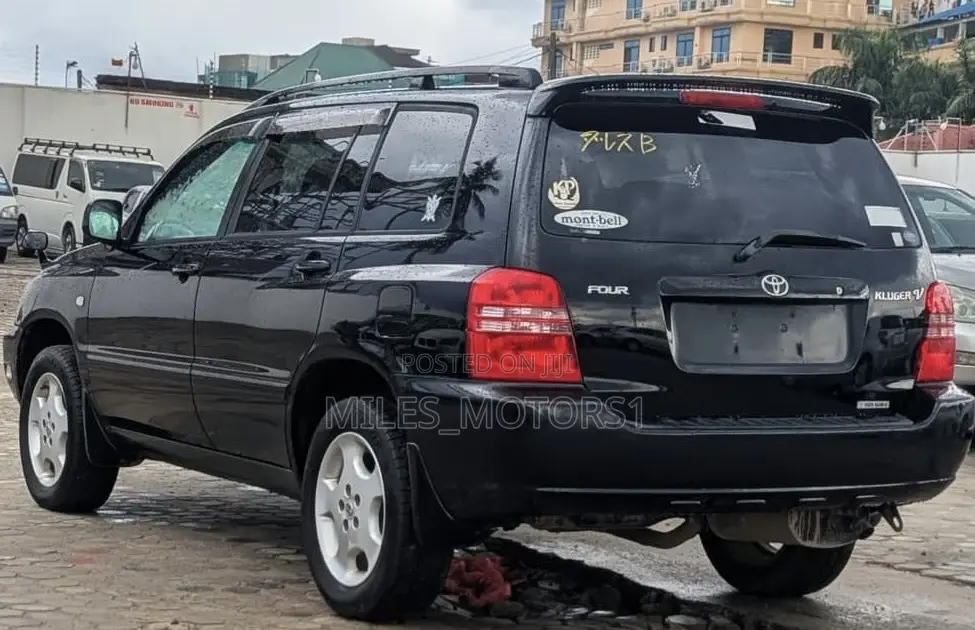 Toyota Kluger 2002 Black